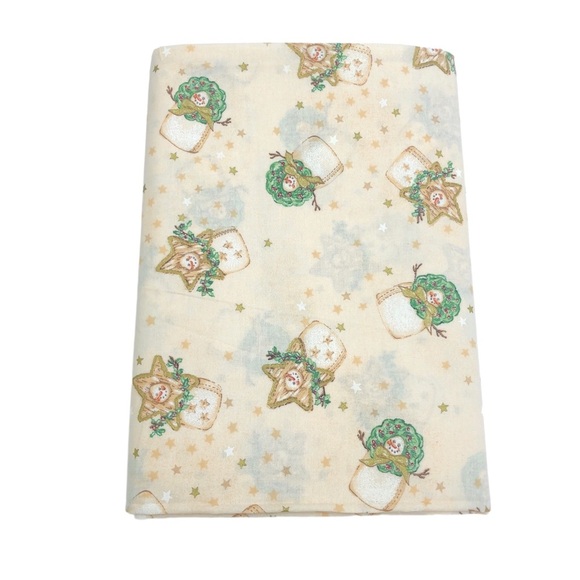 Vintage Snowman Mistletoe Wreath Gold Painted Detail Christmas Holiday Fabric - Picture 2 of 2